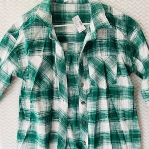 Maurices Green and White Button Down Shirt Casual Plaid